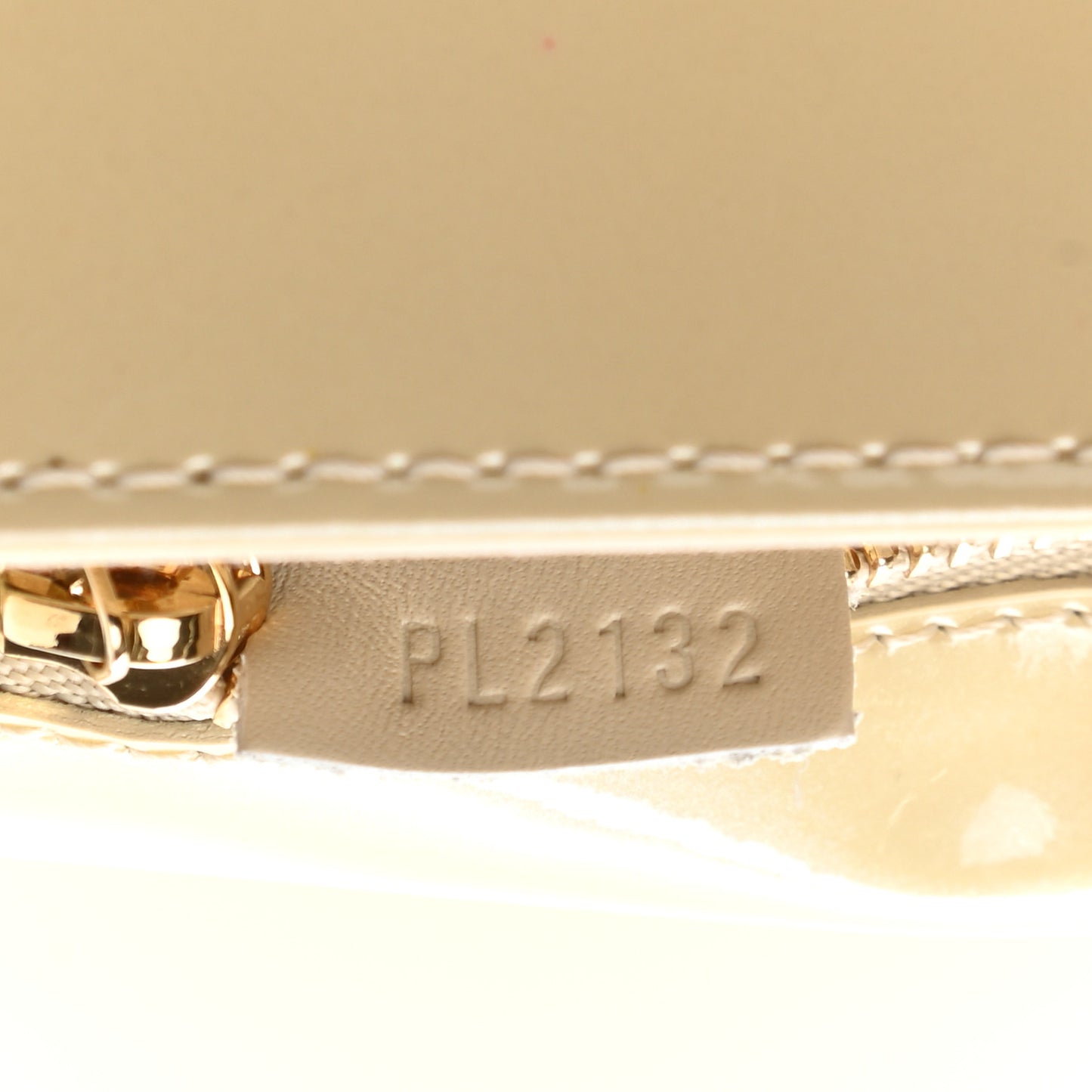 Patent Sobe Clutch Creme