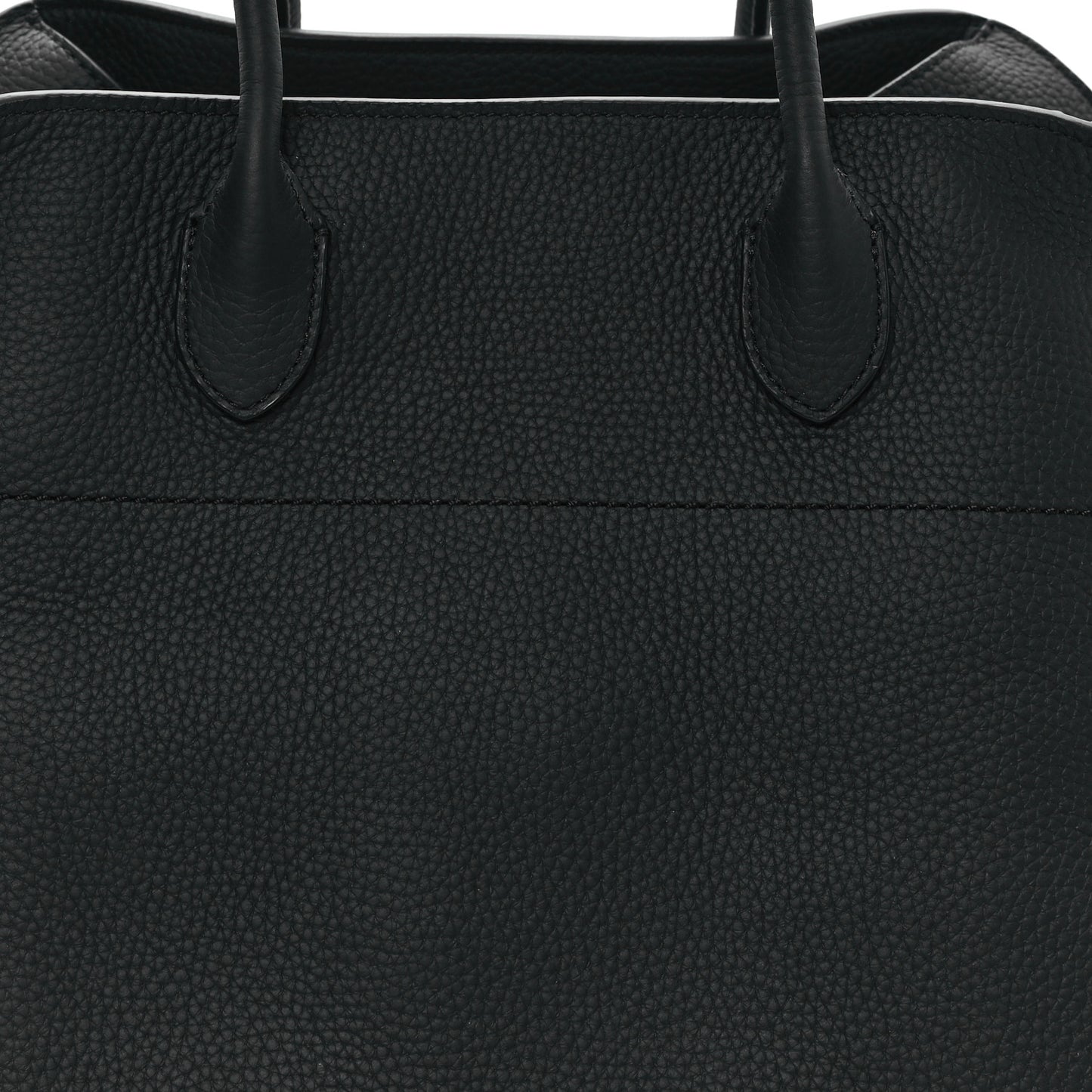 Matte Grained Calfskin Soft Margaux 15 Black