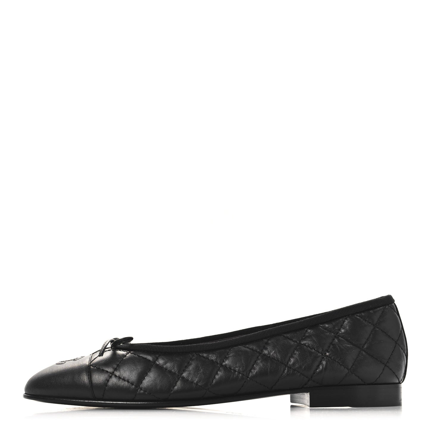 Aged Calfskin Quilted CC Cap Toe Ballerina Flats 39 Black