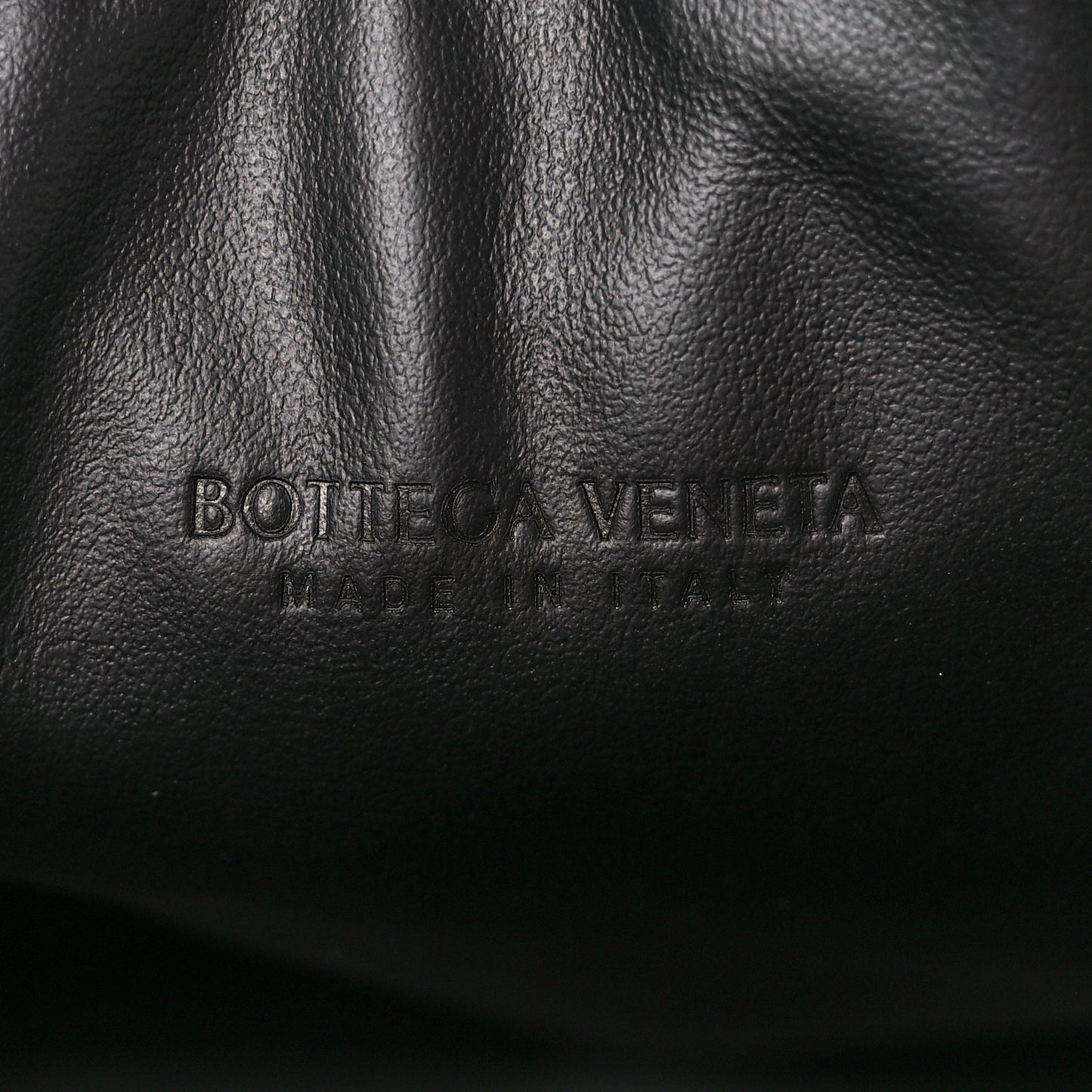 Calfskin Nappa Intrecciato Mini Wallace Black