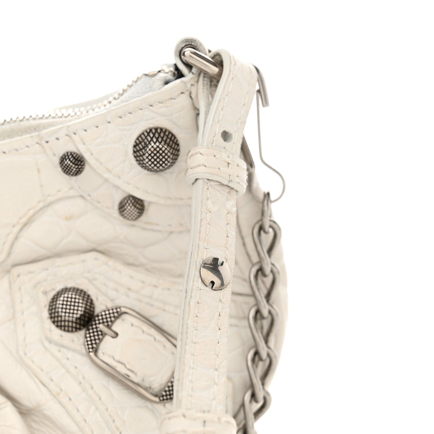Extra Supple Calfskin Crocodile Embossed Le Cagole Mini Purse With Chain White