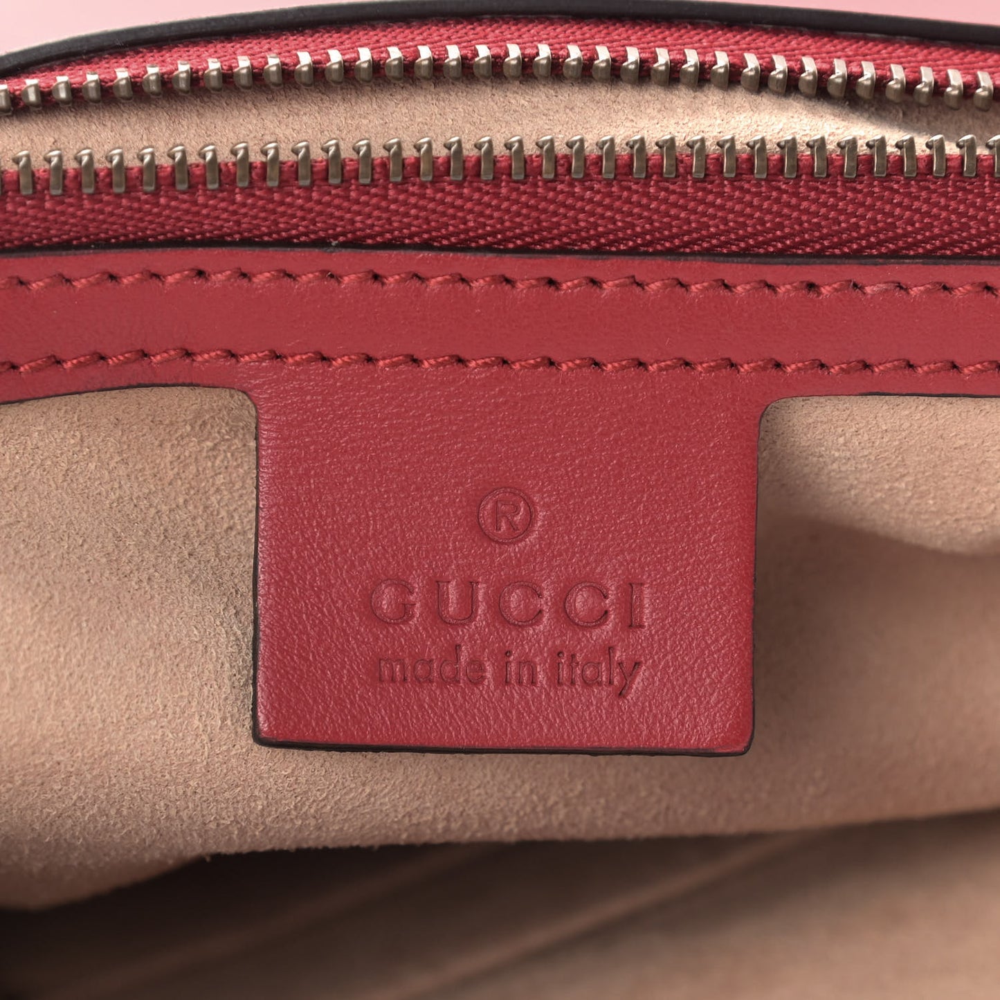 Calfskin Matelasse Large GG Marmont Shoulder Bag Hibiscus Red