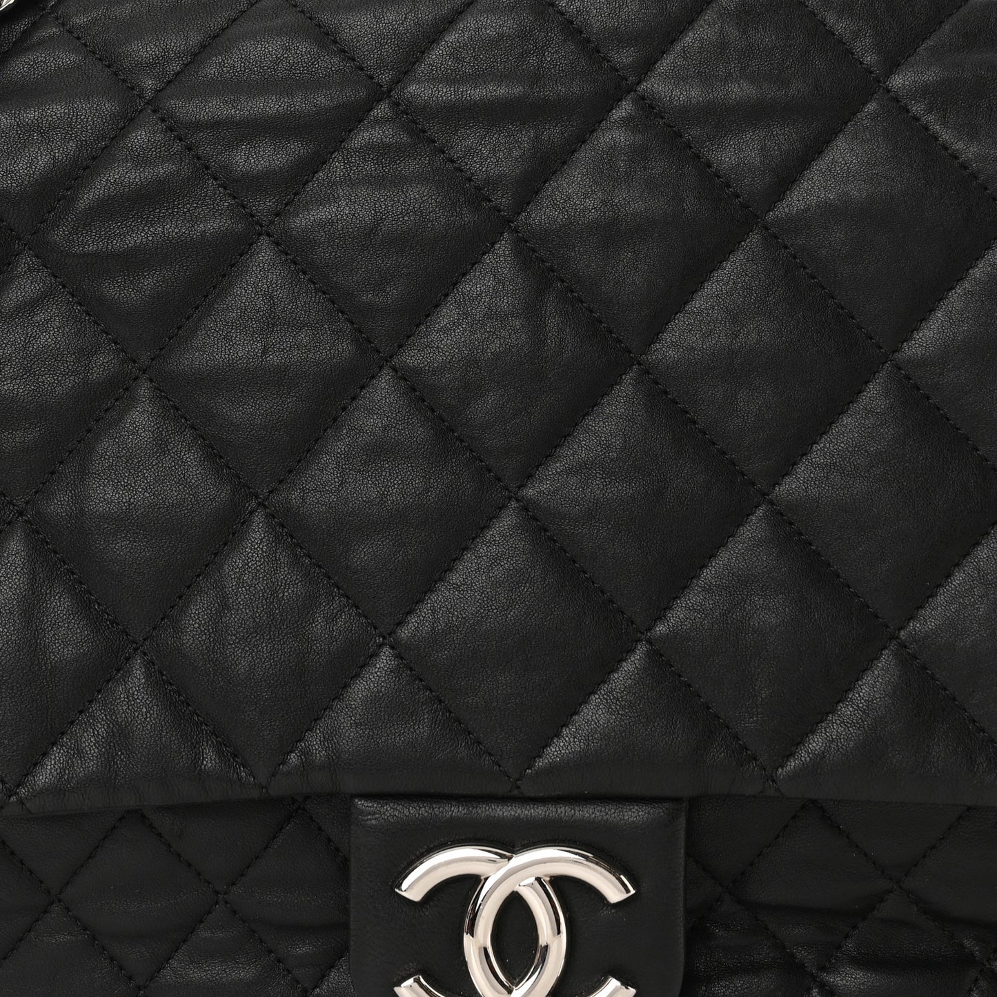 Washed Lambskin Quilted Maxi Chain Around Flap Black