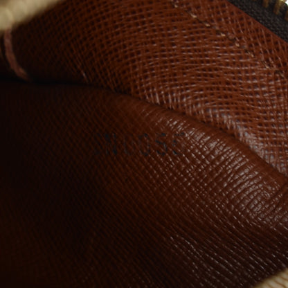 Louis Vuitton Monogram Blois 8 of 8