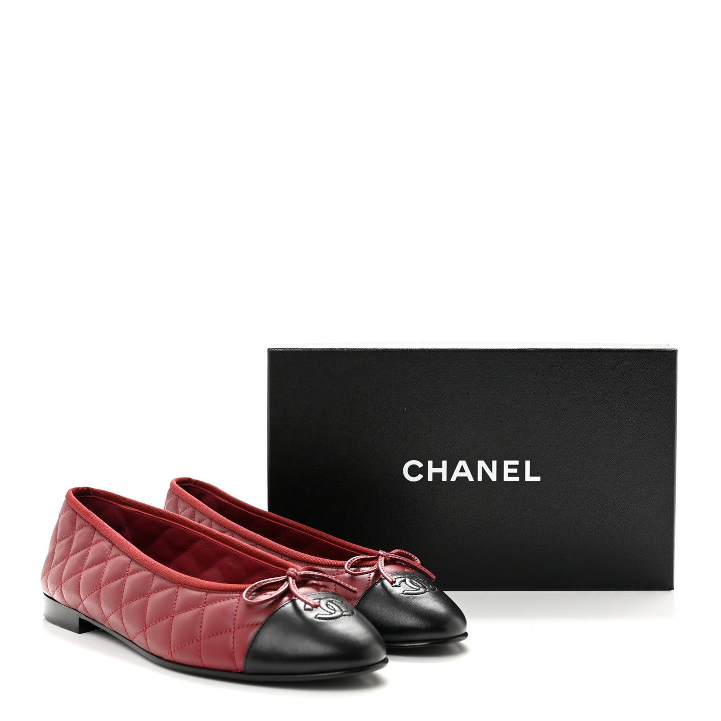 Lambskin Quilted CC Cap Toe Ballerina Flats 42 Burgundy Black