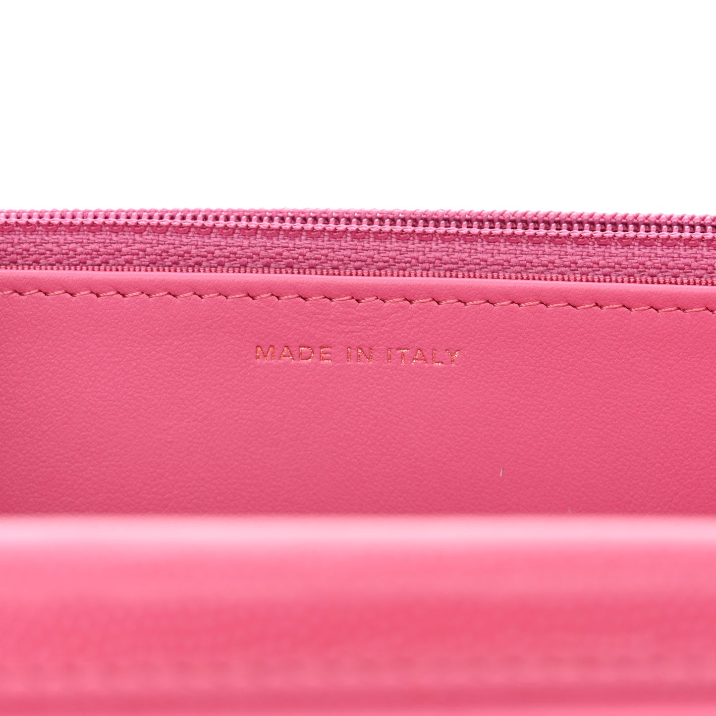 Caviar Quilted Wallet on Chain WOC Pink