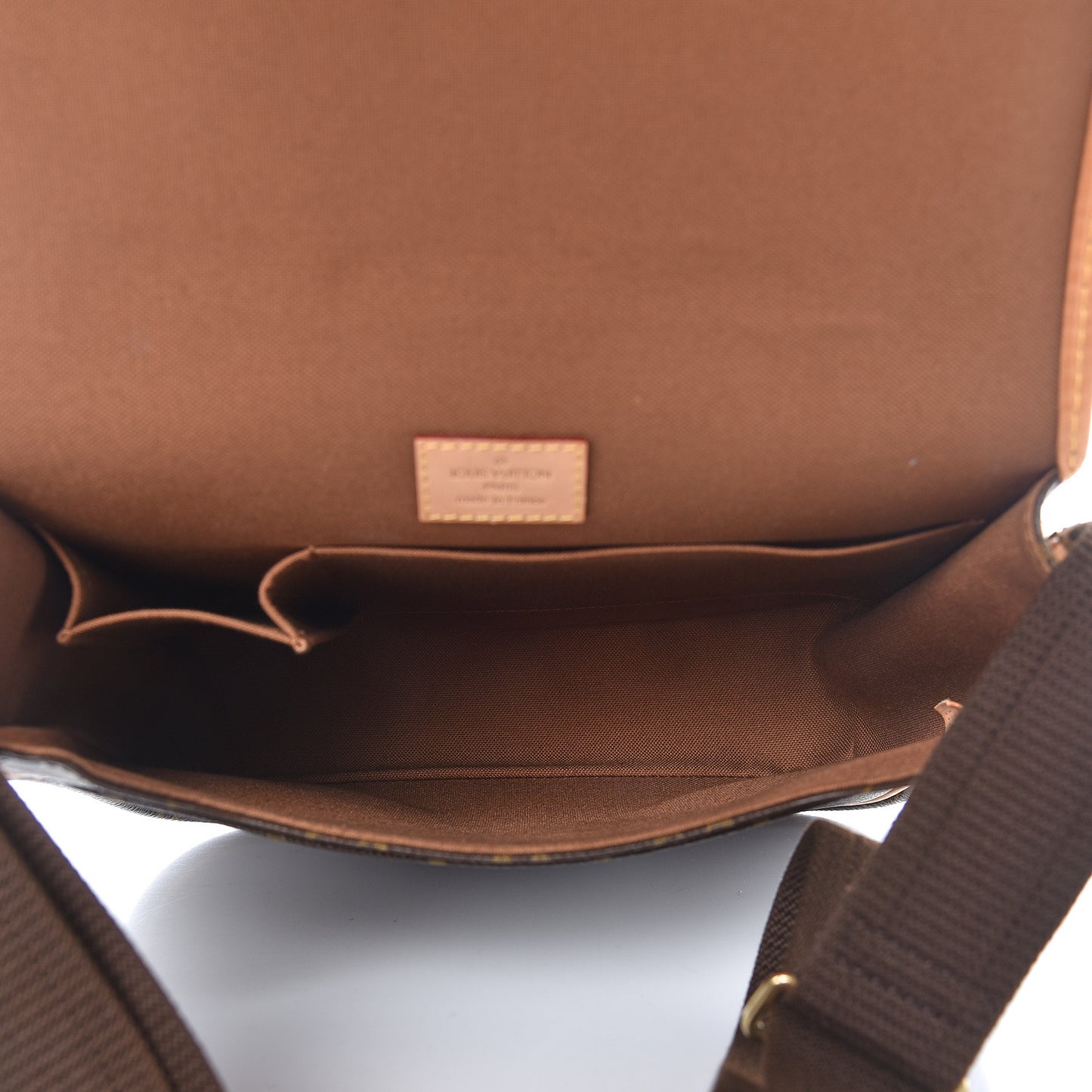 Monogram Bosphore PM Messenger