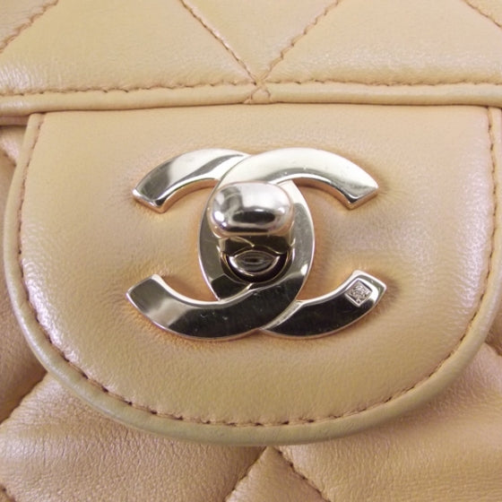 Lambskin Jumbo Flap Mango
