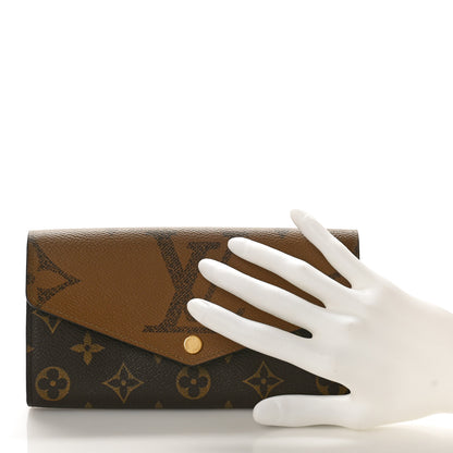 Louis Vuitton Reverse Monogram Giant Sarah Wallet 2 of 9