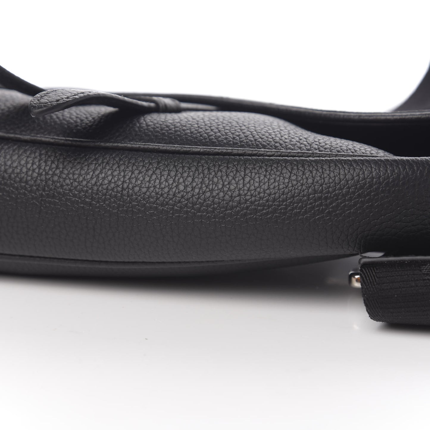 Calfskin Mens Saddle Bag Black