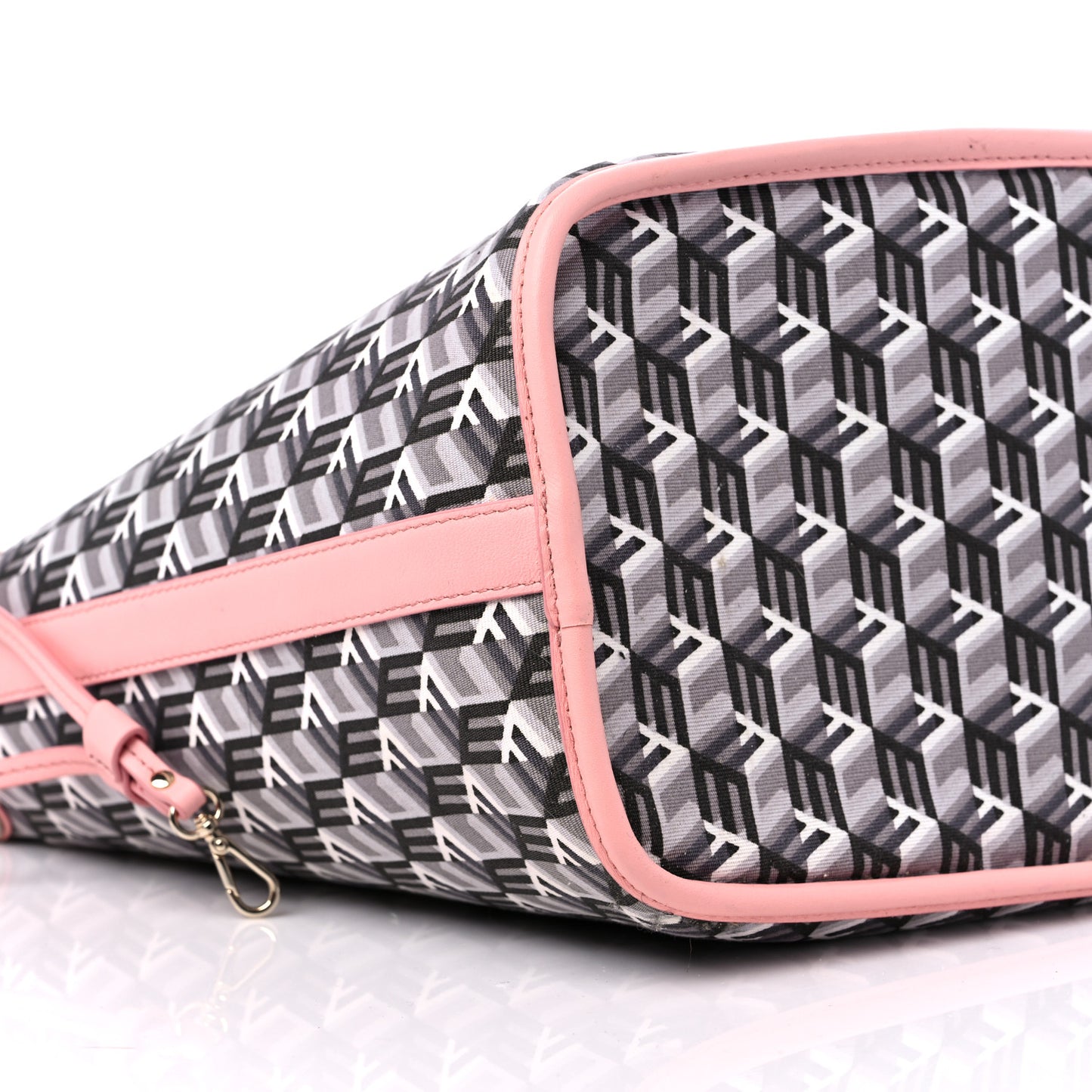 Visetos Medium Liz Reversible Shopper Tote Blossom Pink