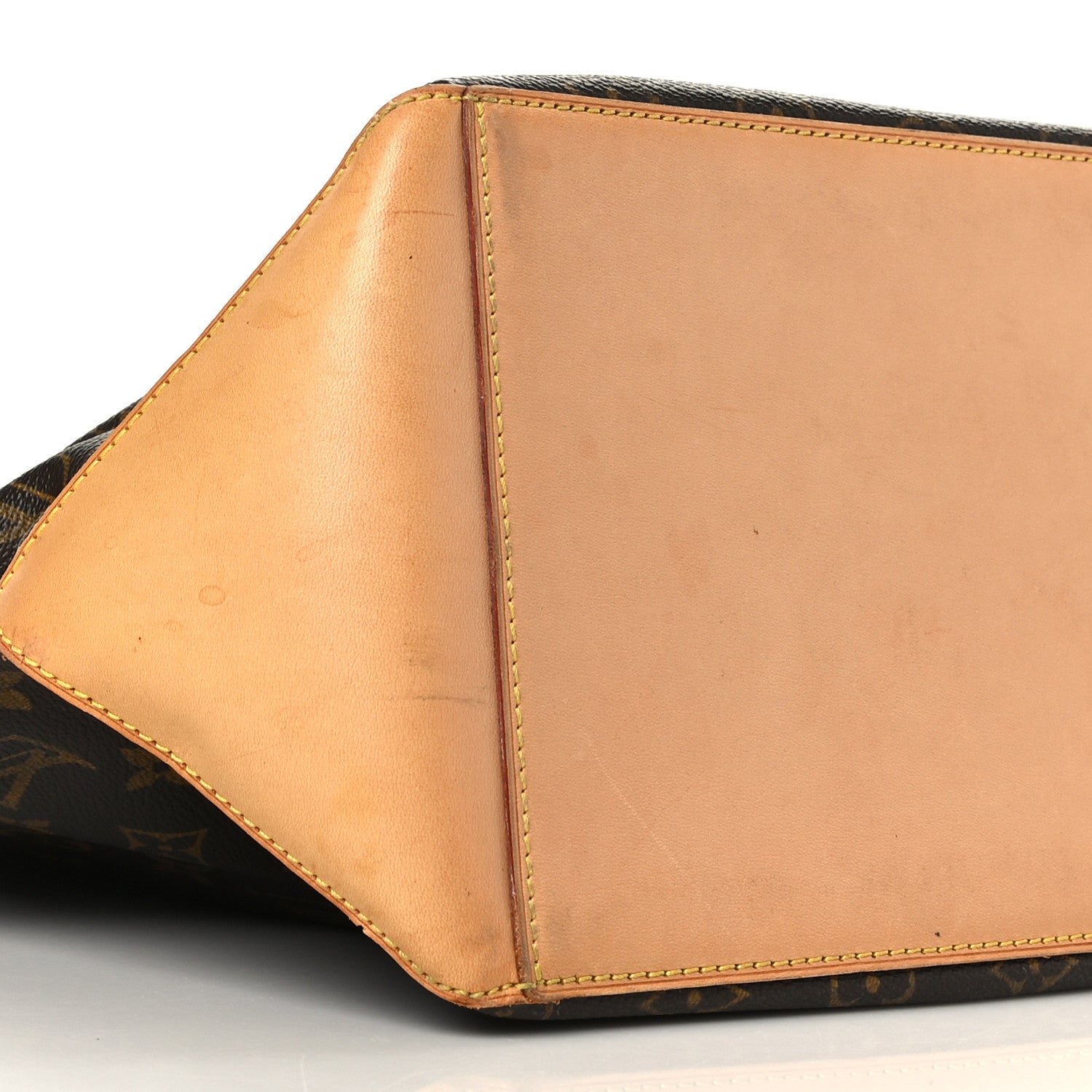 Louis Vuitton Monogram Cabas Mezzo 7 of 8