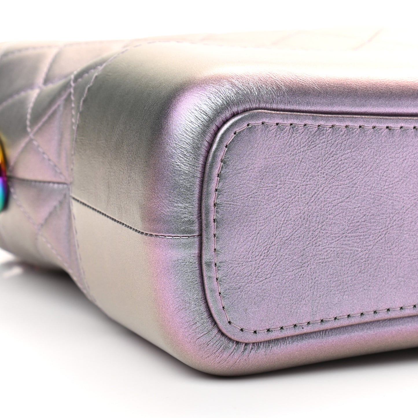 Iridescent Lambskin Calfskin Quilted Medium Gabrielle Hobo Light Purple
