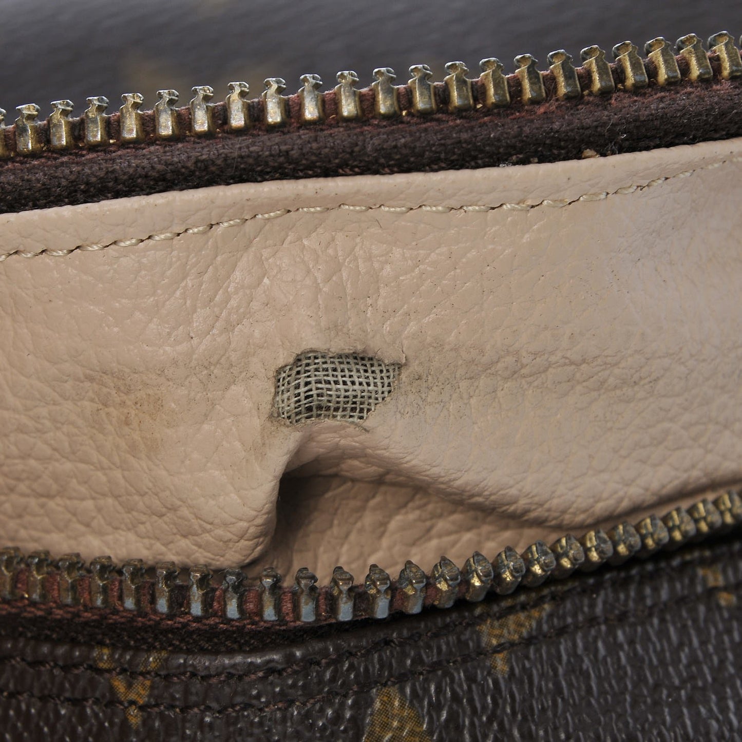 Monogram Trousse Toilette 28