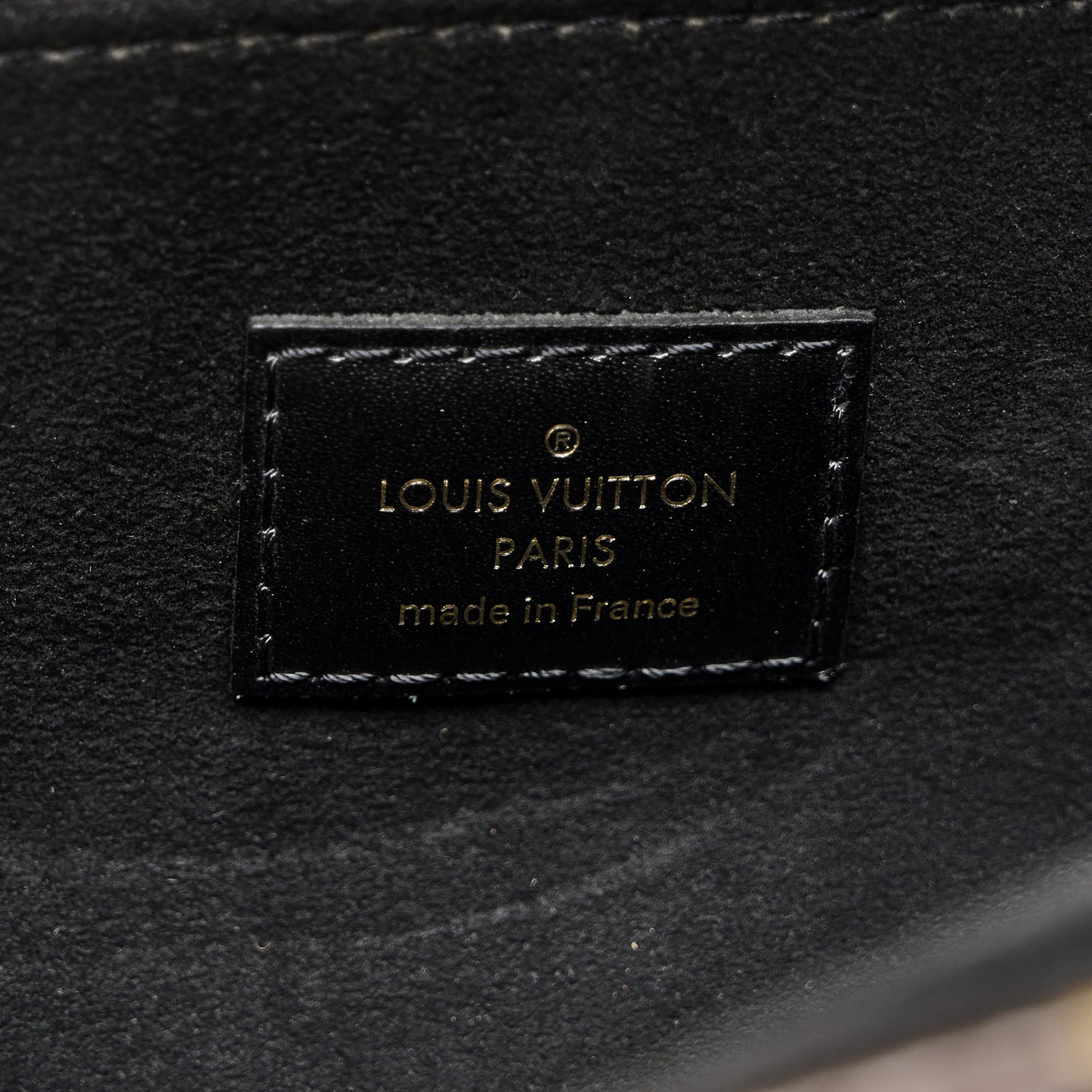 Reverse Monogram Pochette Metis