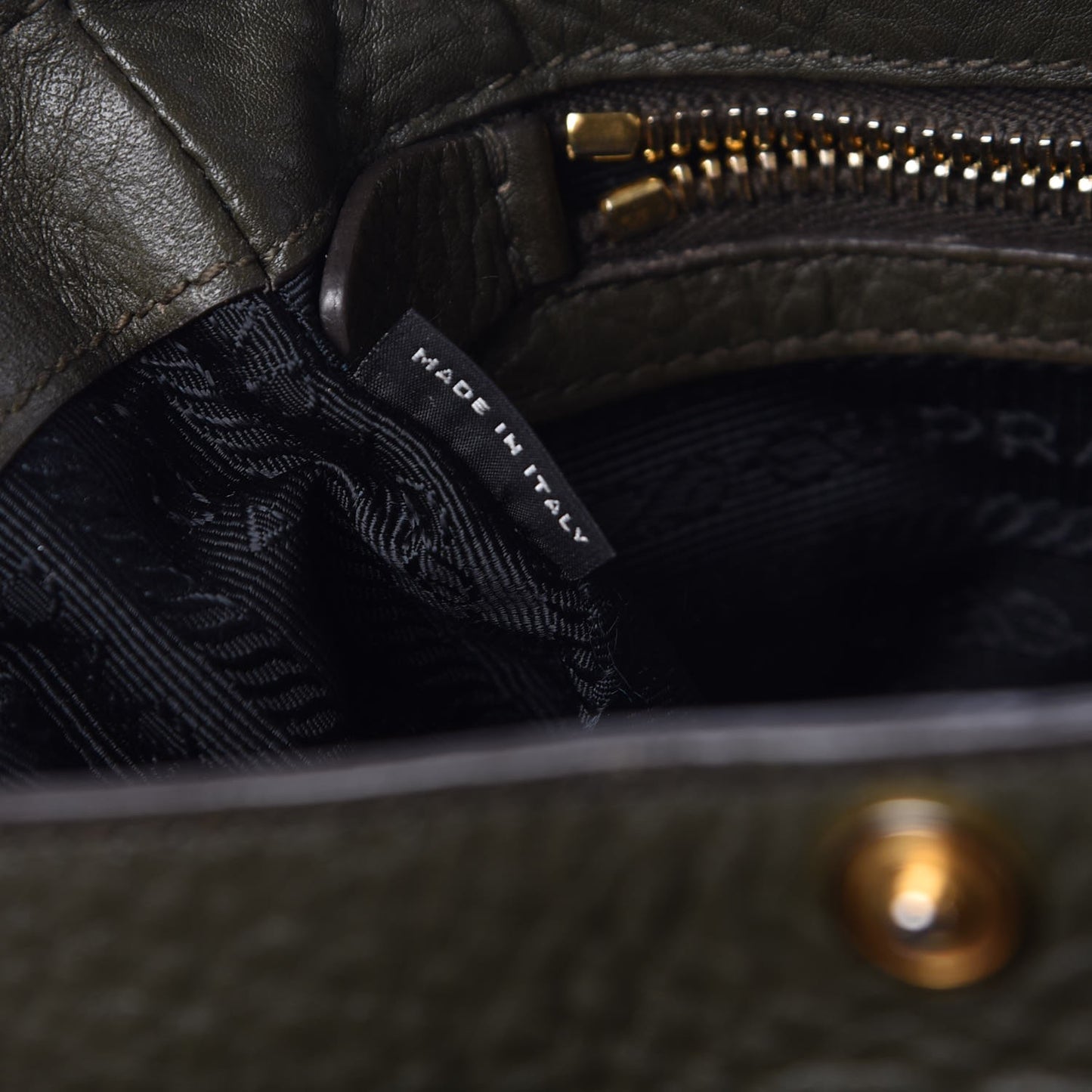 Vitello Daino Messenger Bag Green