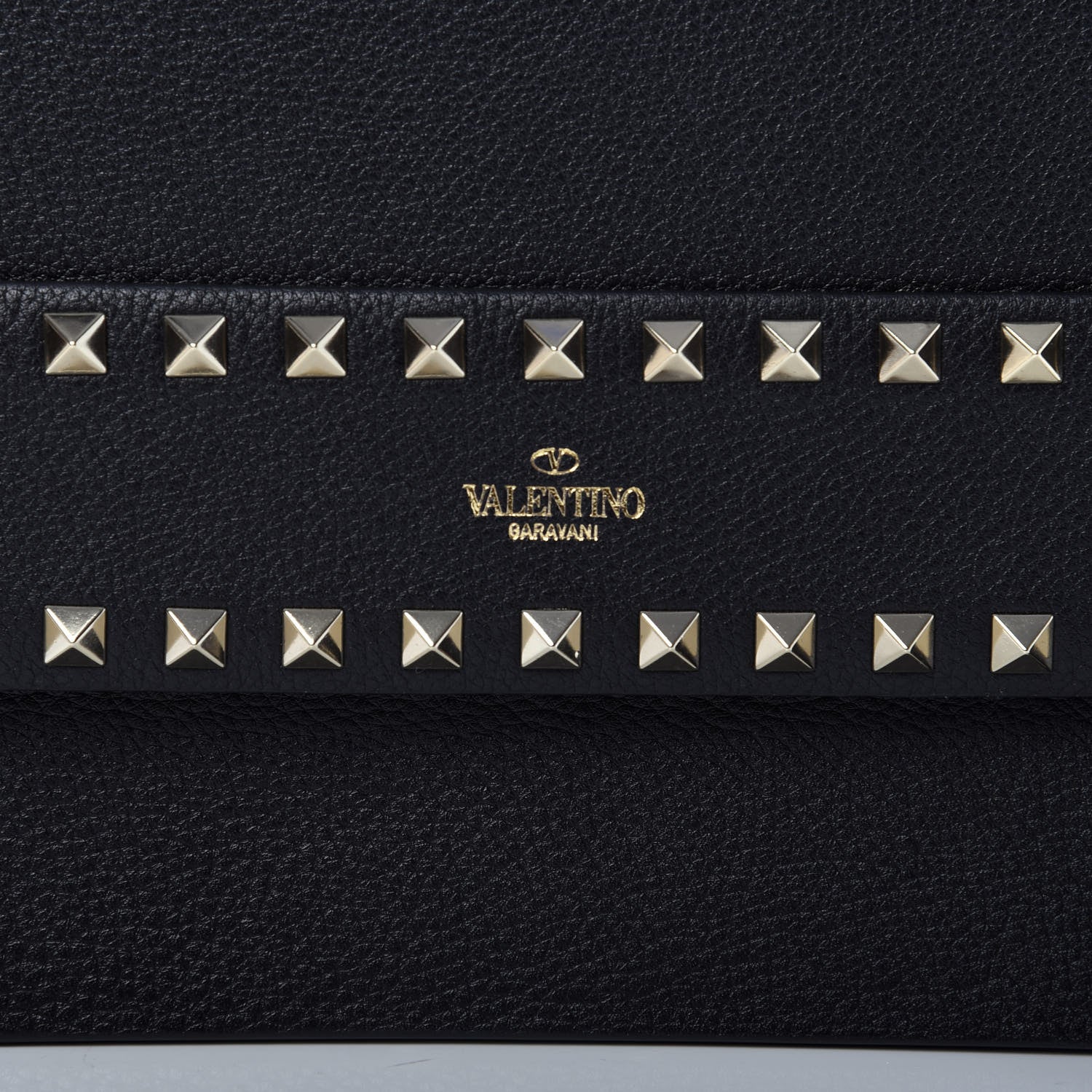 Valentino Garavani Pebbled Calfskin Rockstud Side Slip Wristlet Clutch Black 9 of 9