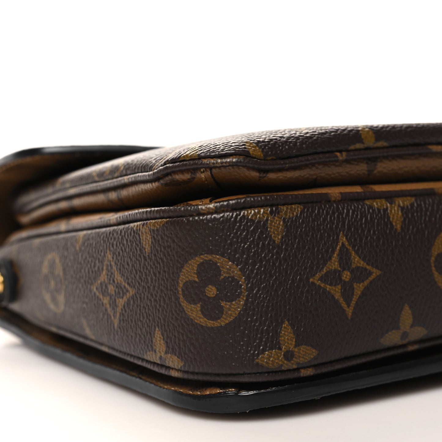 Reverse Monogram Pochette Metis