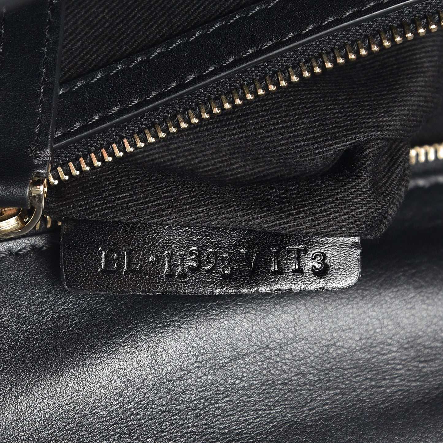 Vitello Medium Glam Lock Rockstud Flap Black