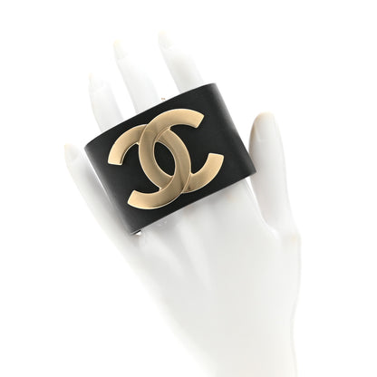 Chanel Calfskin CC Wide Cuff M Black Gold 2 of 6