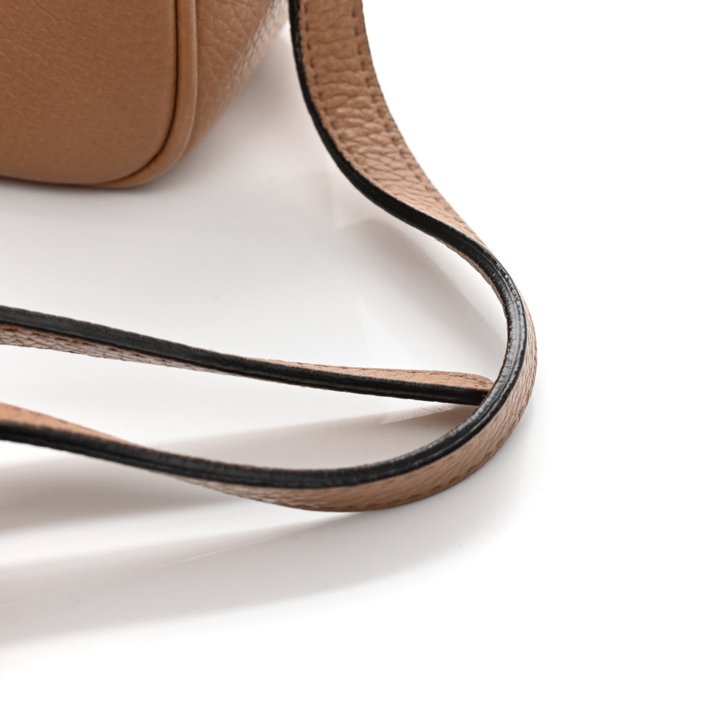 Pebbled Calfskin Small Soho Disco Bag Camelia
