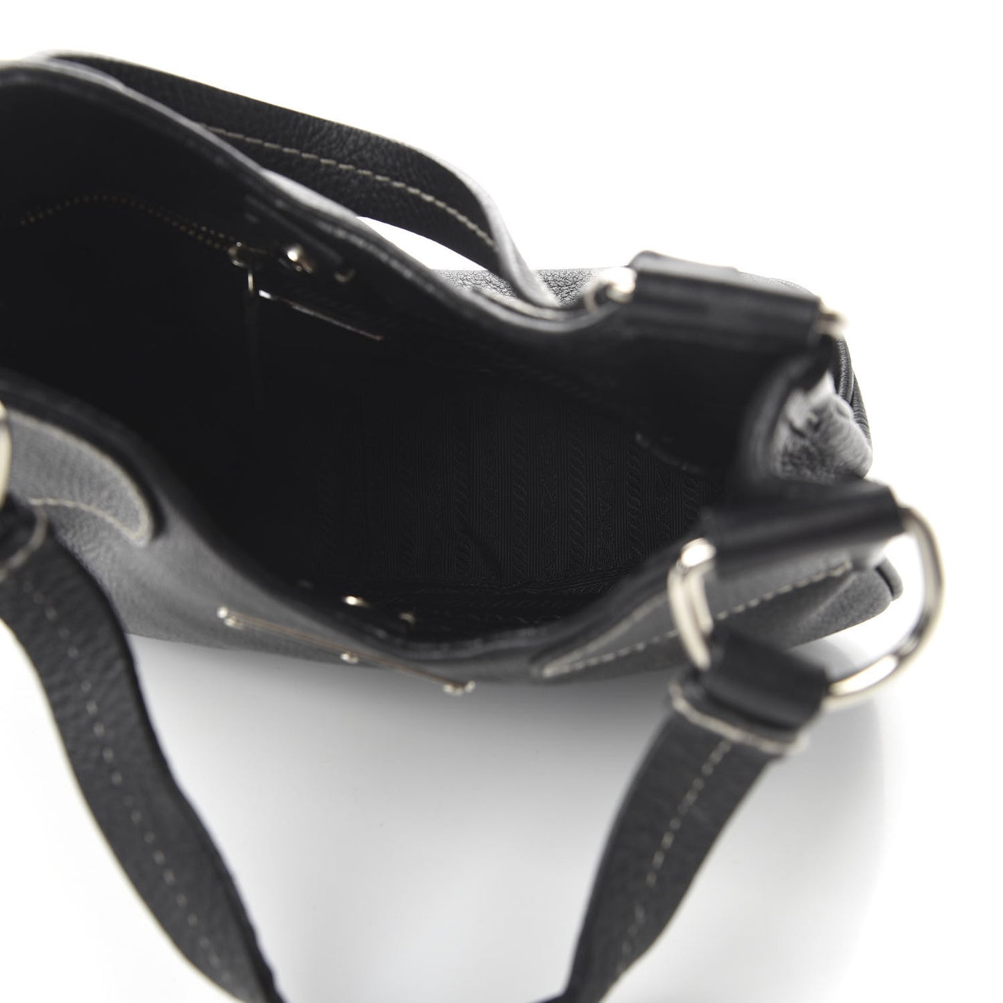 Vitello Daino Shoulder Bag Black