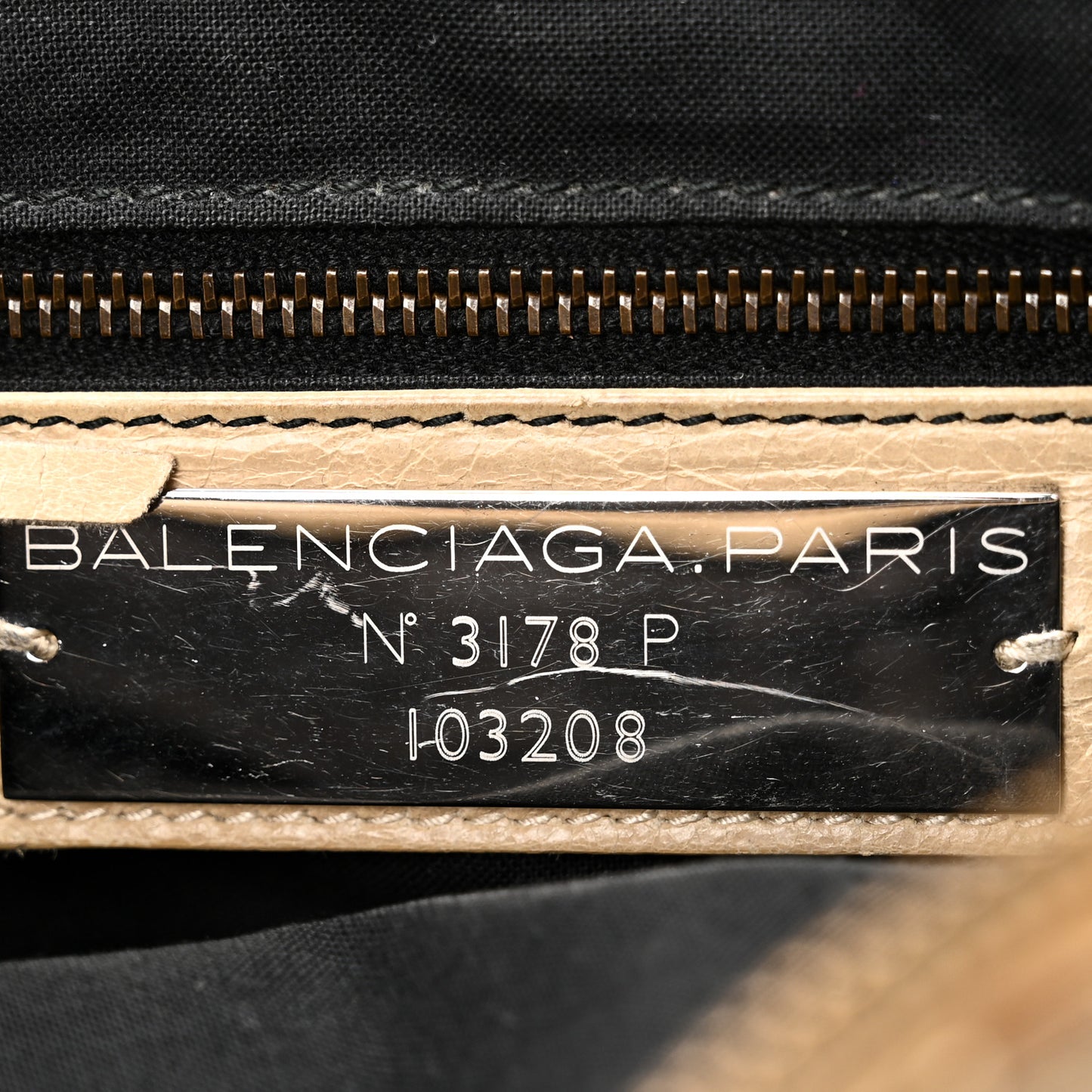 Agneau Classic Hardware First Sahara