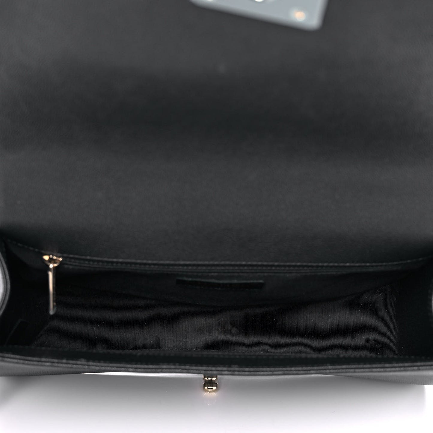 Caviar Quilted New Medium Boy Flap Black