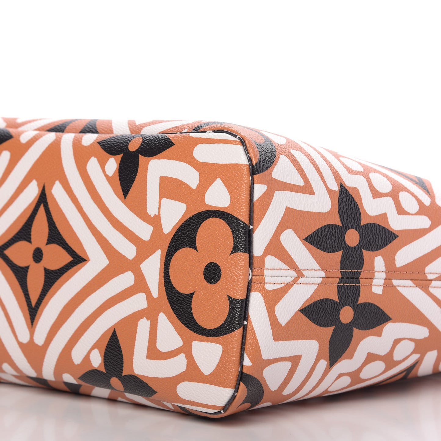 Monogram Giant Crafty Neverfull MM Creme Caramel