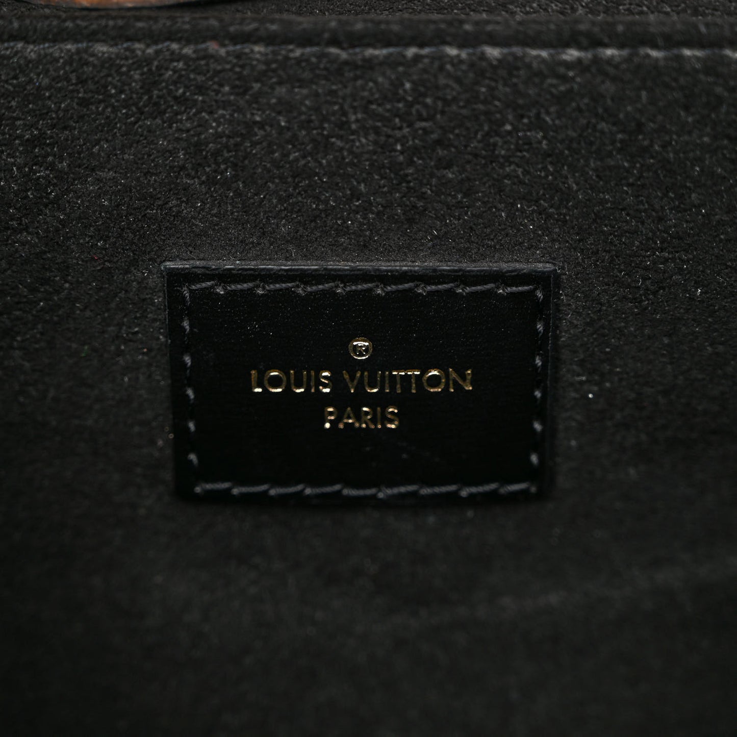 Reverse Monogram Pochette Metis