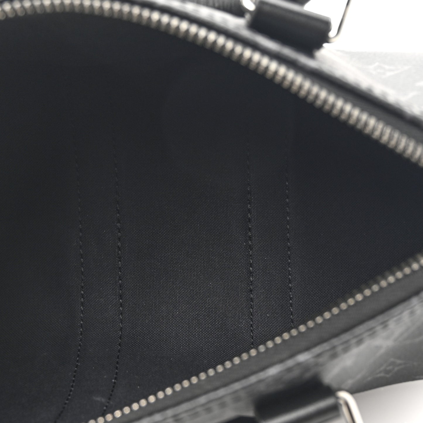 Reverse Monogram Eclipse Keepall Bandouliere 25