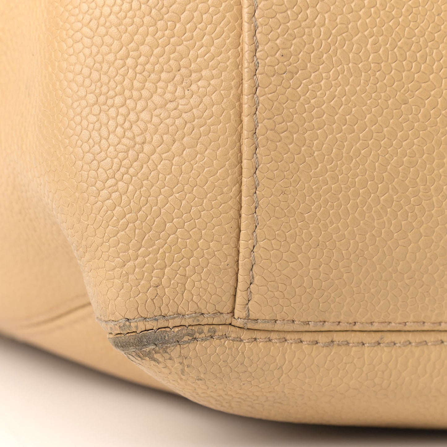 Caviar CC Shoulder Bag Beige