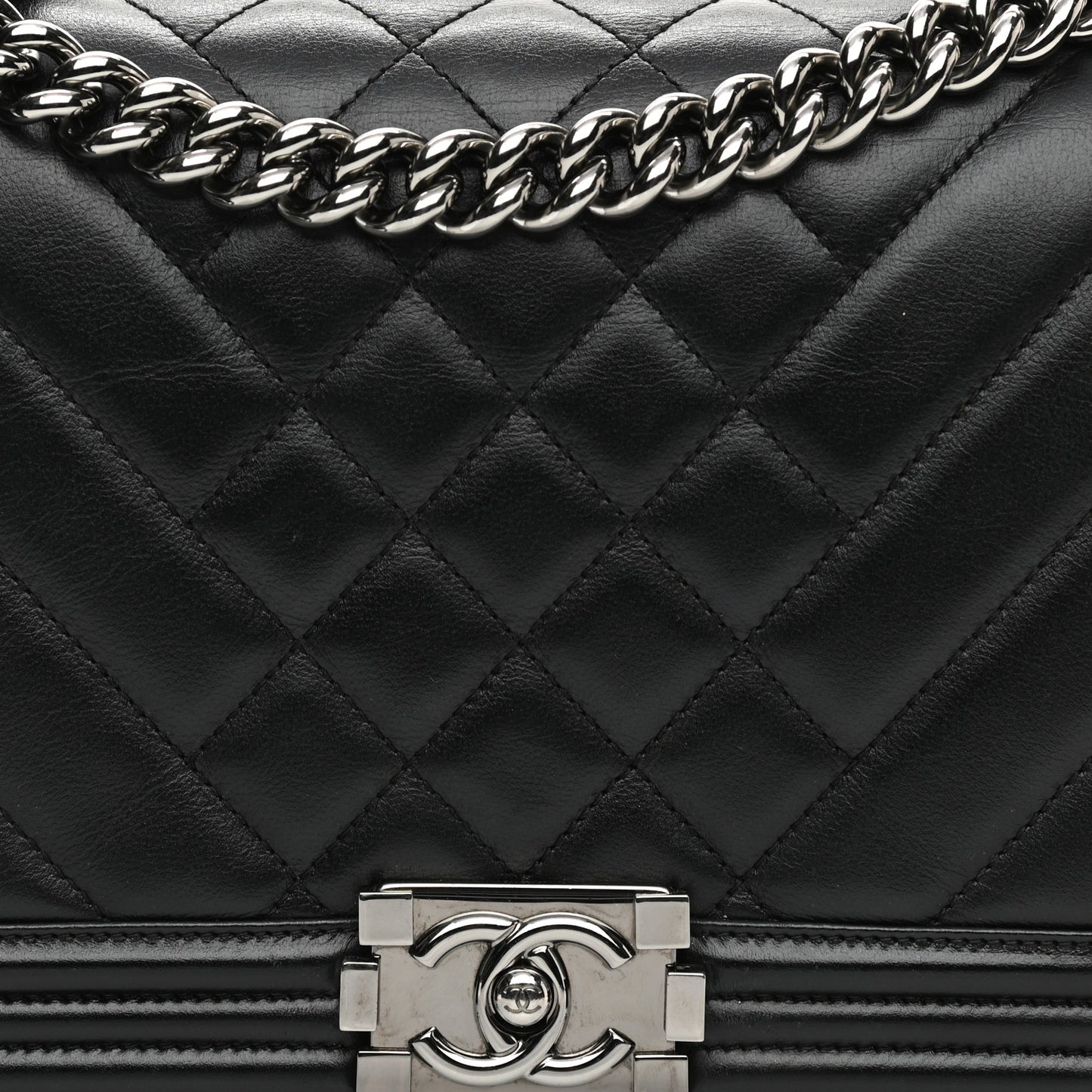 Calfskin Chevron Quilted Medium Boy Flap Black