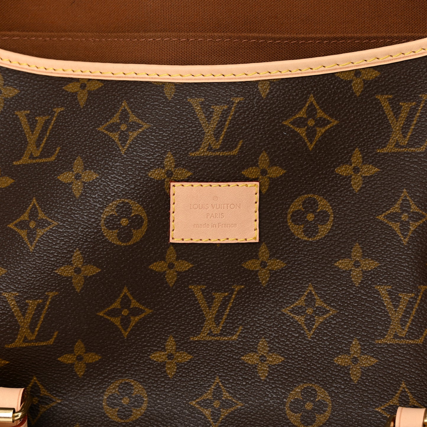 Monogram Saumur 43