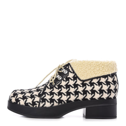 Gucci Optical Tweed Faux Shearling Houndstooth Victor Lace Up Ankle Boots 41 White Black 1 of 8