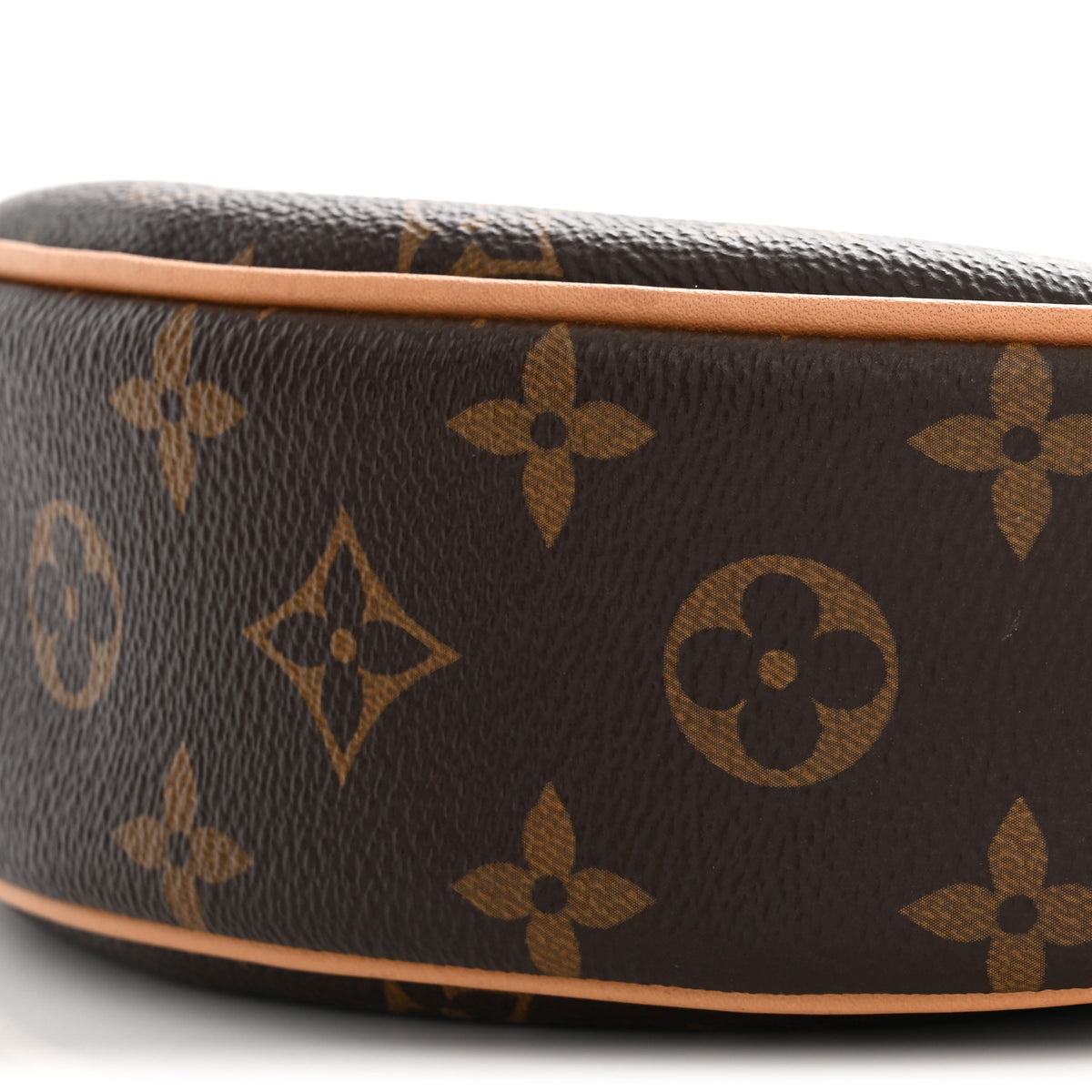 Monogram Loop