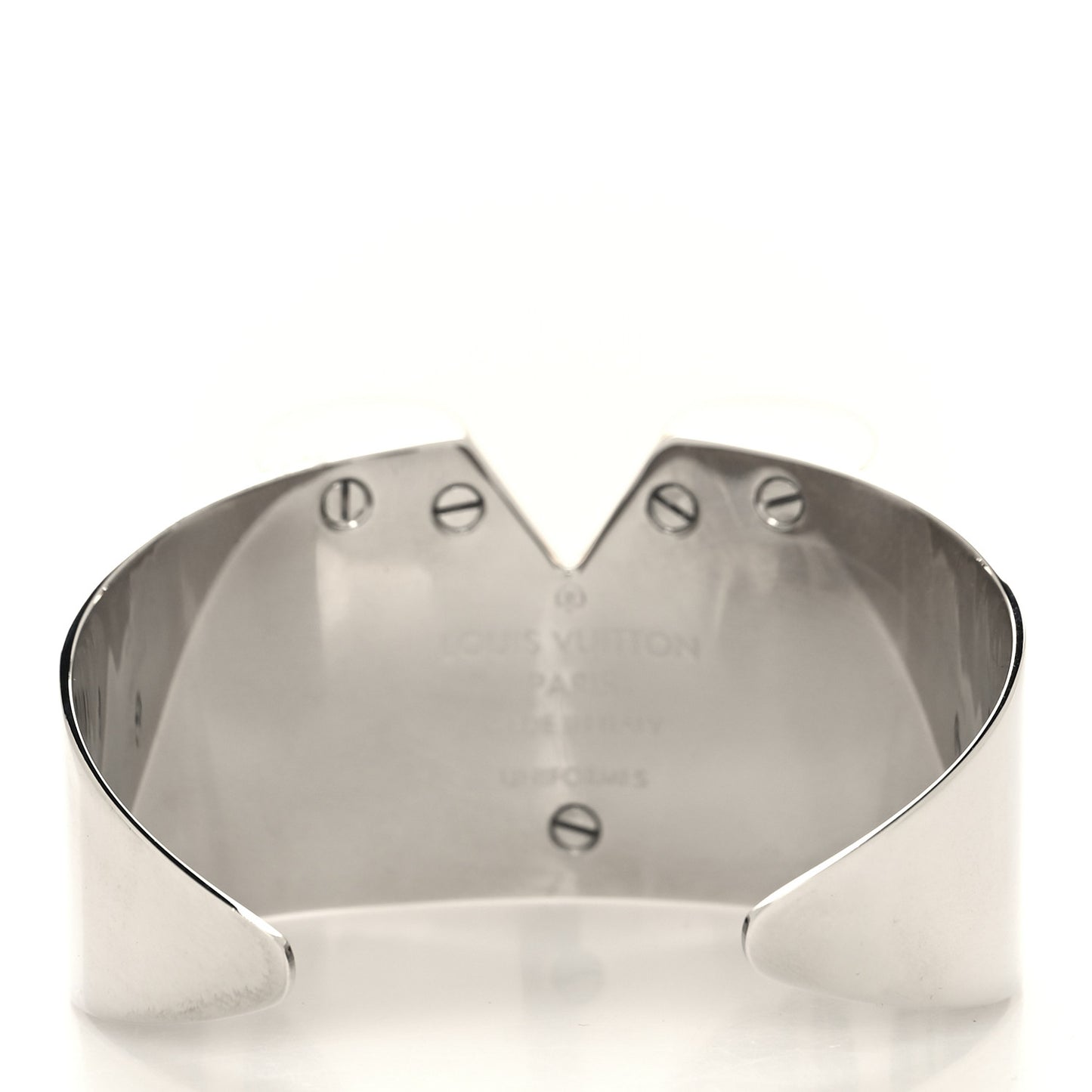 Metal Essential V Cuff Silver
