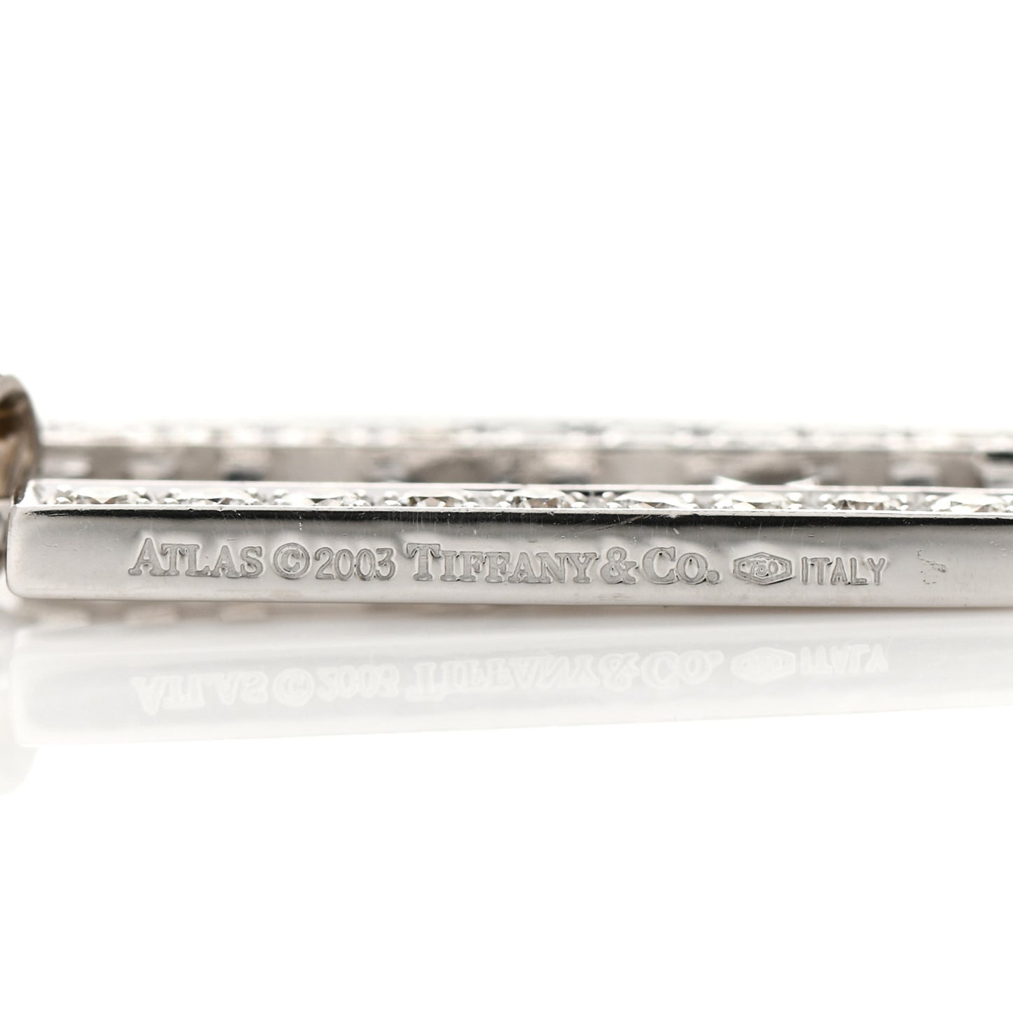 18K White Gold Diamond Atlas Bar Pendant