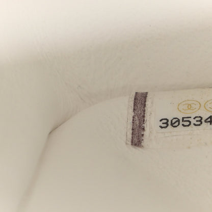 Chanel Caviar Quilted Medium Double Flap White 7 of 9
