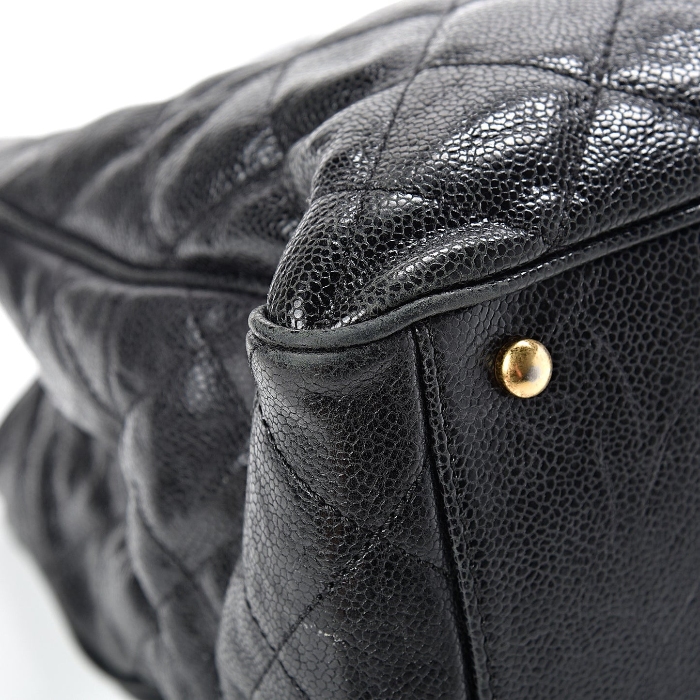 Crumpled Grained Calfskin Quilted CC Crave Tote Black