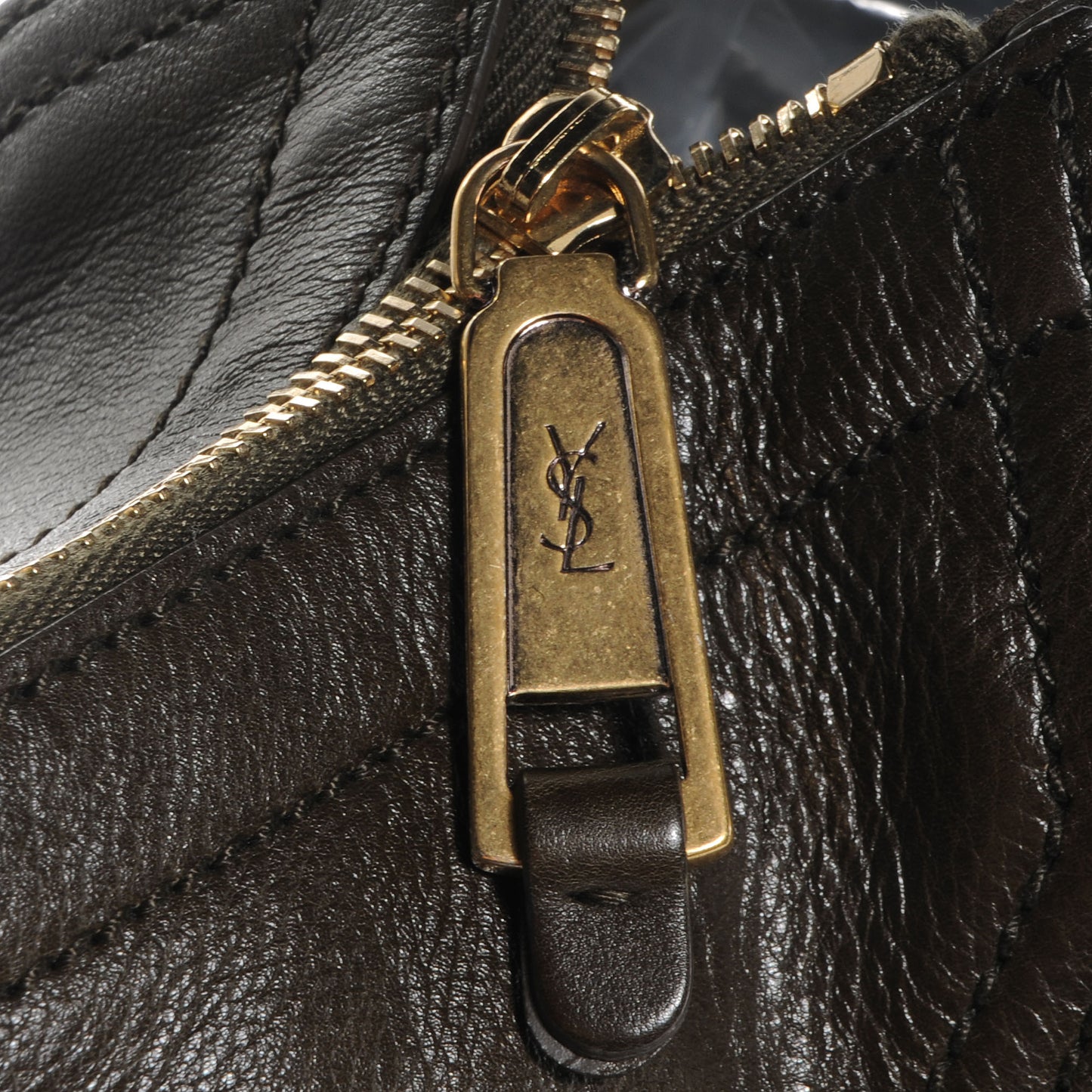 Medium Downtown Tote Olive