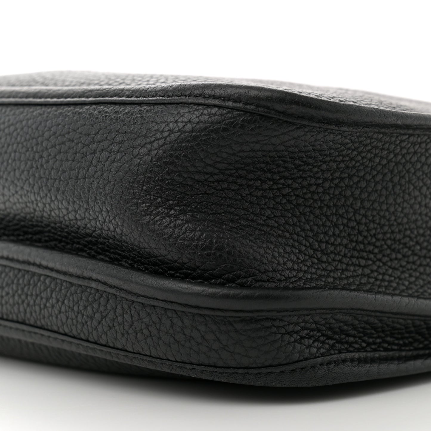 Taurillon Clemence Evelyne III PM Black