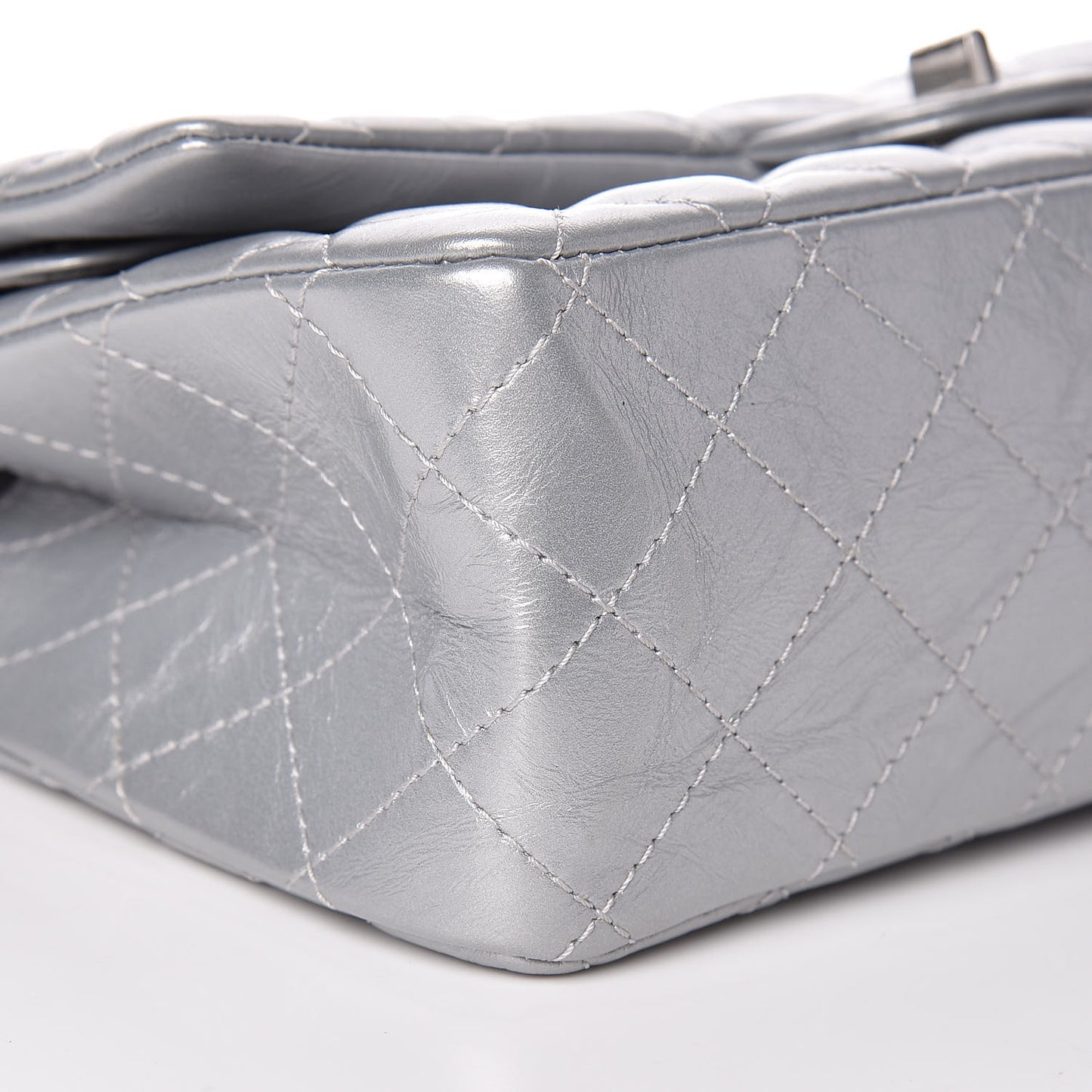 Metallic Aged Calfskin Quilted 2.55 Reissue 226 Flap Silver