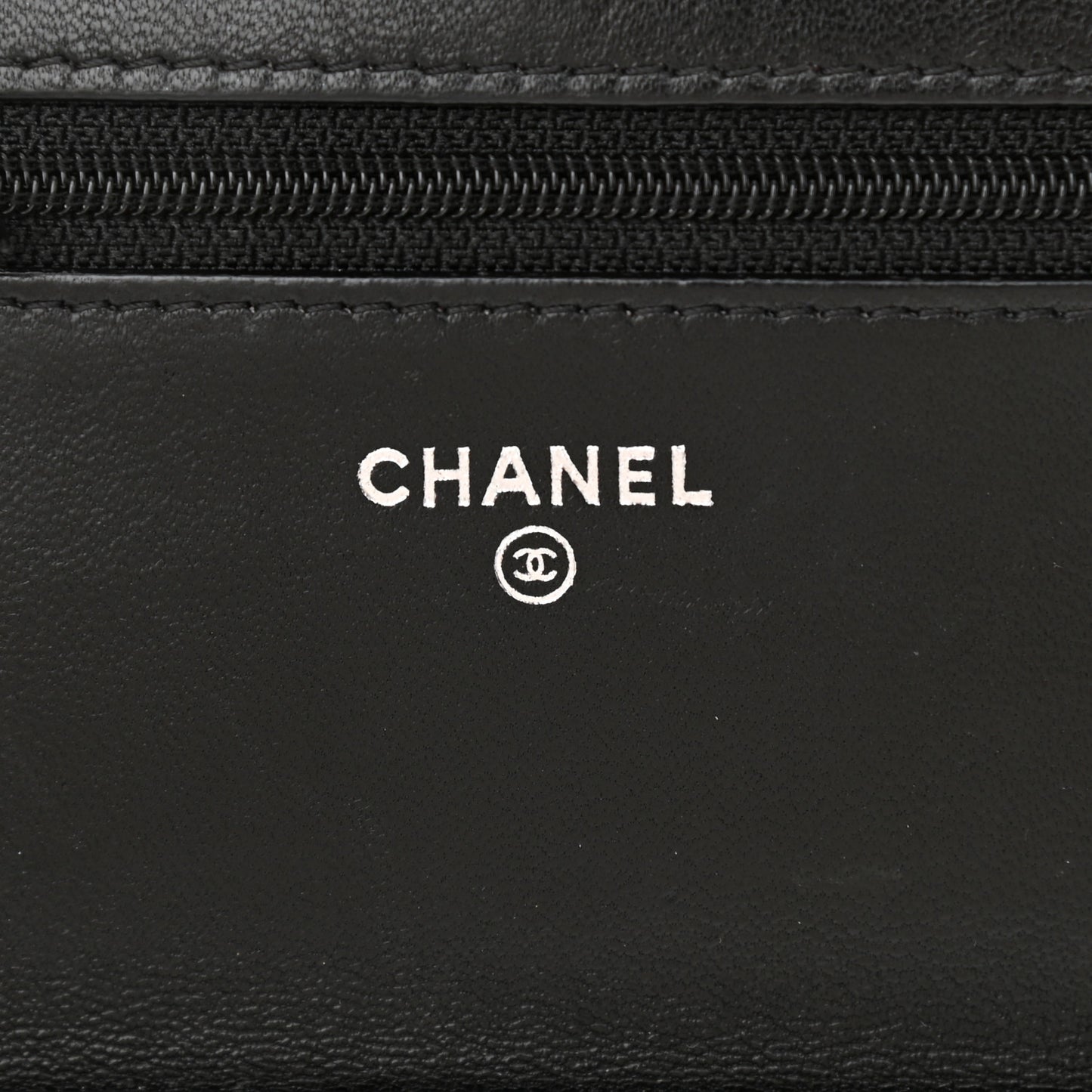 Lambskin Quilted Wallet On Chain WOC Black