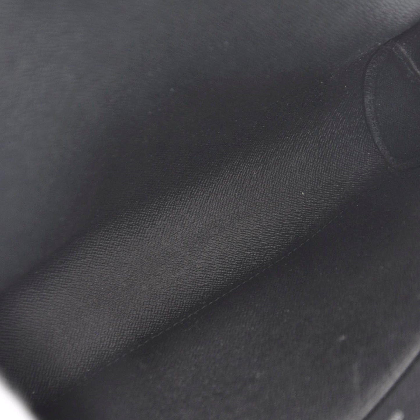 Taiga Pochette Toiletries Bag