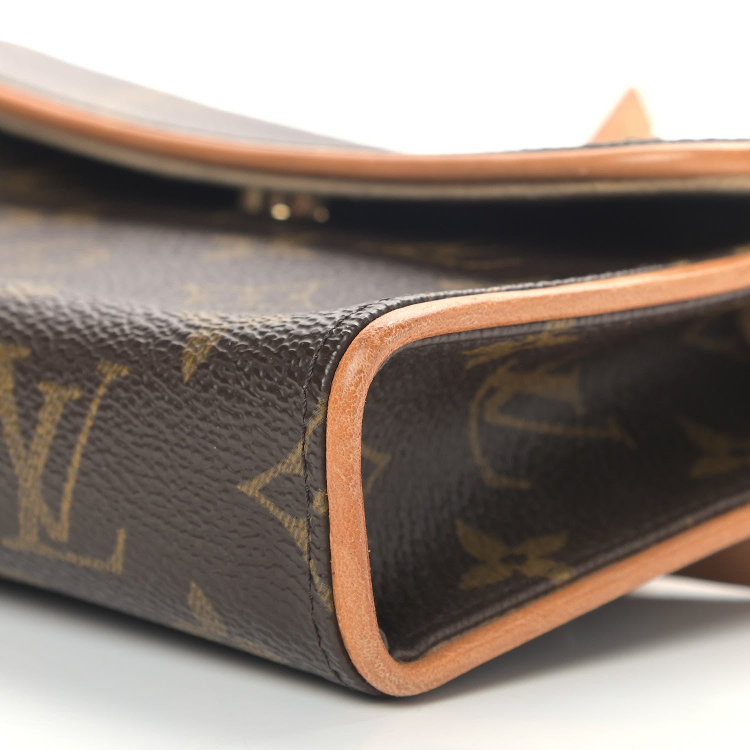 Louis Vuitton Monogram Pochette Florentine S 9 of 10