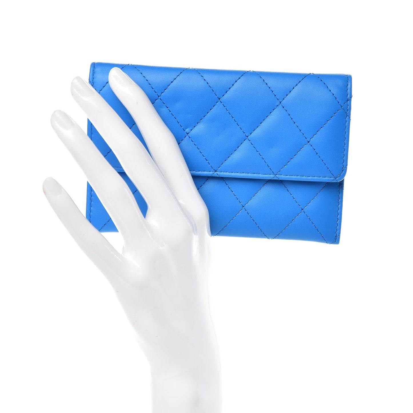 Lambskin Quilted Wallet On Removable Chain Insert Blue