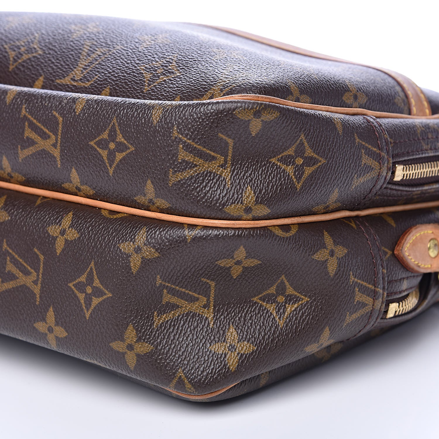 Louis Vuitton Monogram Reporter PM 9 of 18
