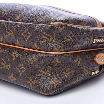 Louis Vuitton Monogram Reporter PM 9 of 18