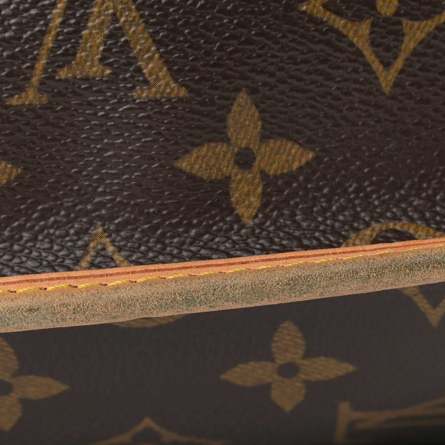 Monogram Bosphore PM Messenger